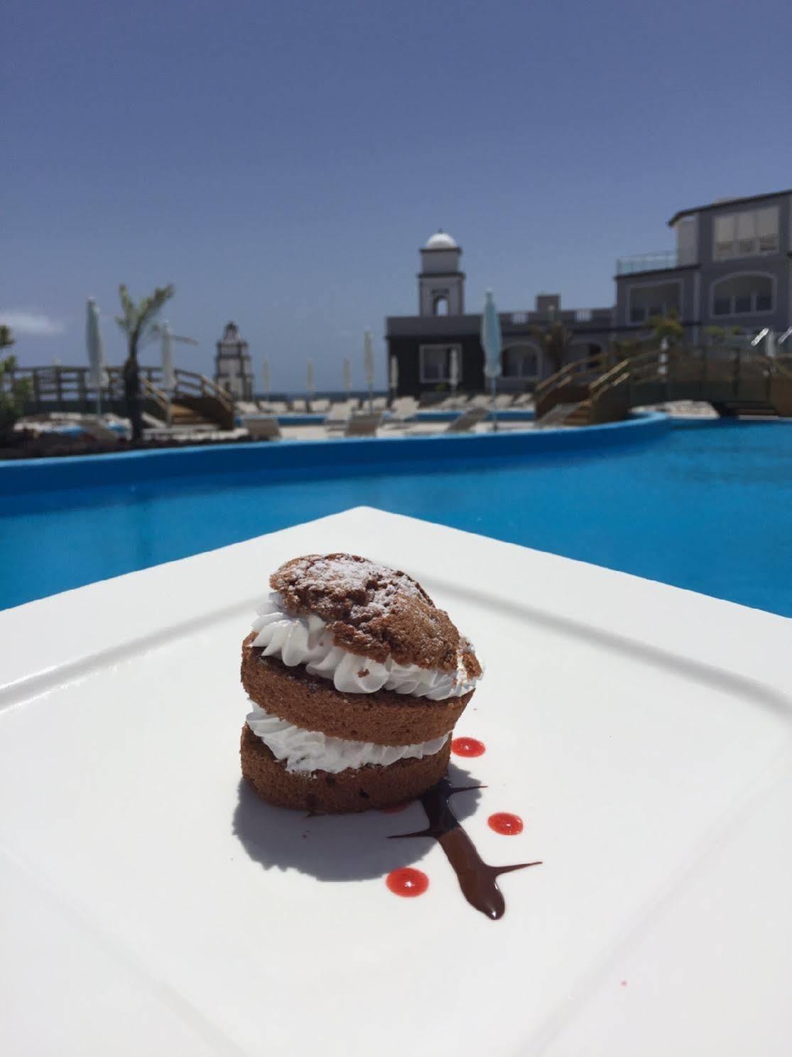 Royal Palm Resort & Spa (Adults Only) Playa De Esquinzo Exterior foto